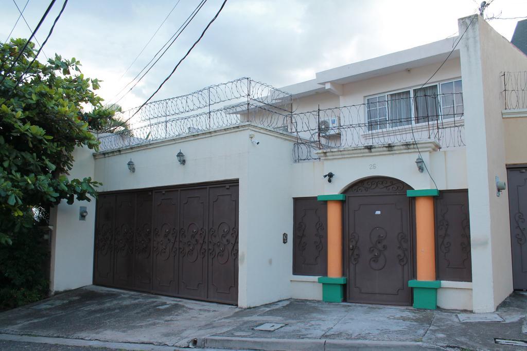 Hotel Casa Las Lomas Tegucigalpa Buitenkant foto